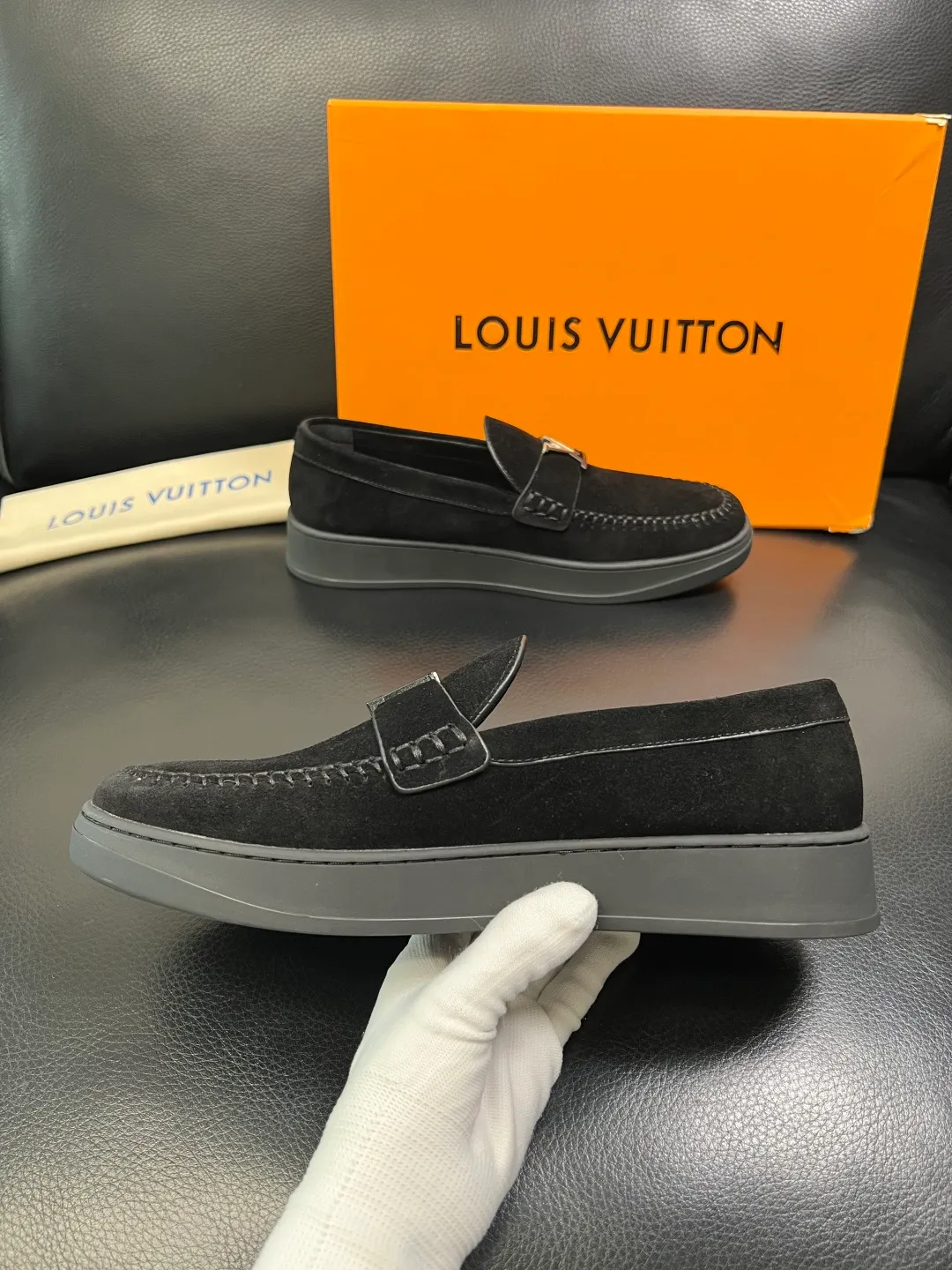 Men's shoes 💰740 Lv high quality top crafts Louis Vuitton, sports sneakers counter synchronization, uppers imported from Italy, high-quality splicing colorful complex crafts, imported mesh pads soft and comfortable, soles: original soles specially provided by the original factory, T men's shoes 💰U exclusive movable molded soles super comfortable, original factory single goods, code number 38-44 (customized 45)